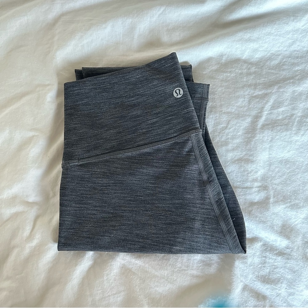 LULULEMON ALIGN LEGGINGS 25” INSEAM (7/8)